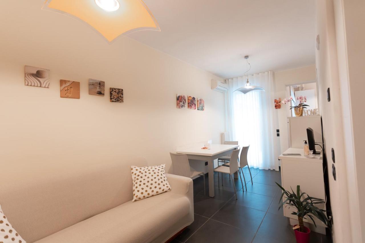 Ca Sottomarina Gli Appartamenti In Centro Apartsuite Luaran gambar